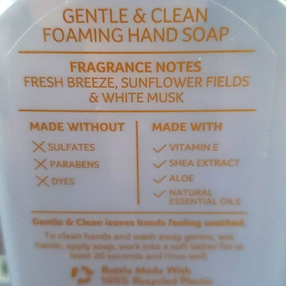 3 Bath & Body Works - WILDFLOWER FIELDS Foaming Hand Soap - New - Picture 4 of 5